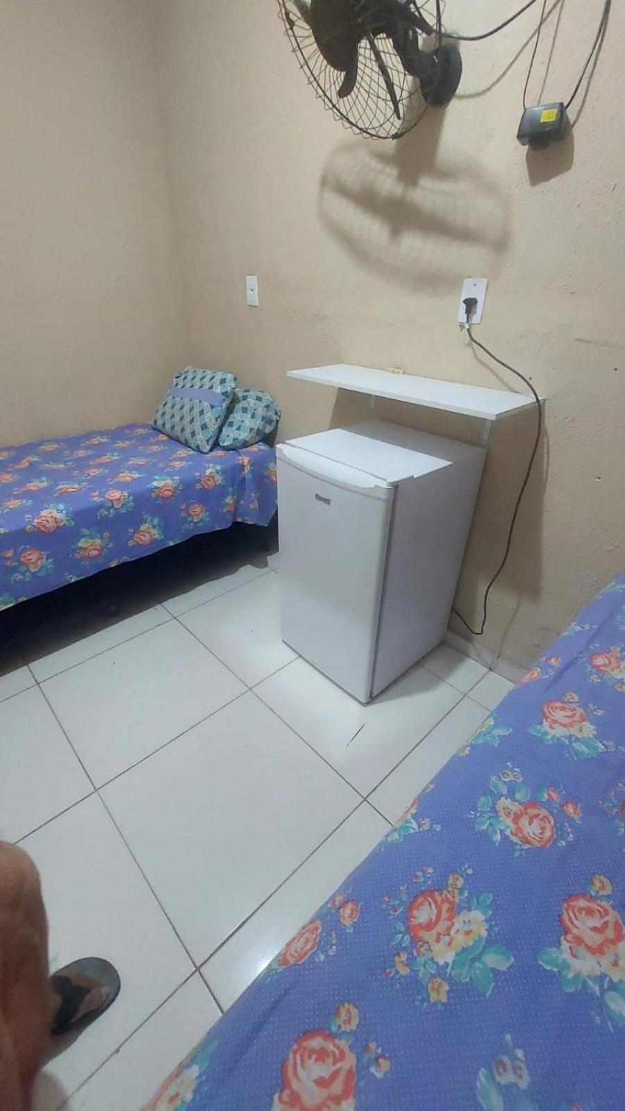 Bom E Familiar Hostal *